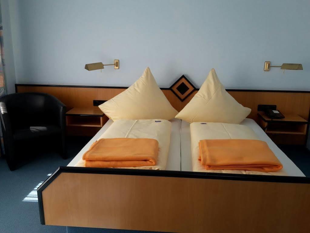 Gasthof Linde - Hotel Blum Unterroth エクステリア 写真